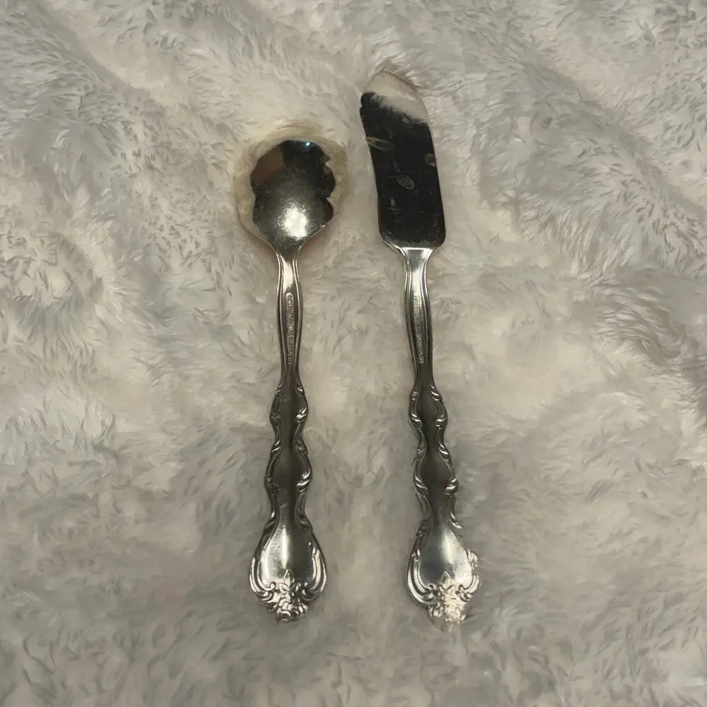 Vintage International Silverplate Interlude Sugar Shell Spoon & Butter Knife